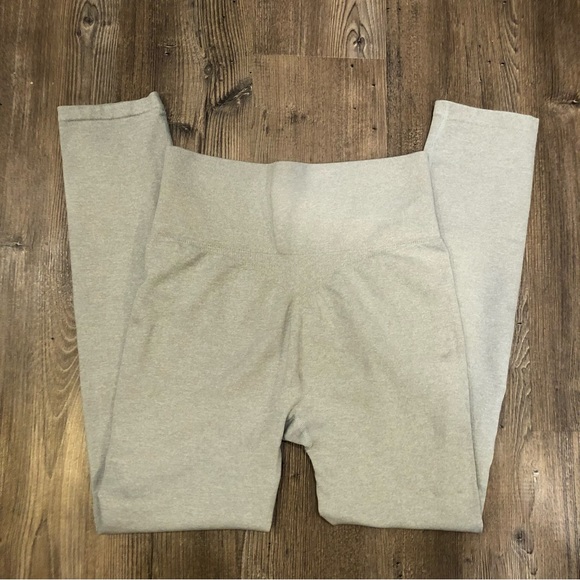 TALA Grey Leggings - Picture 5 of 5